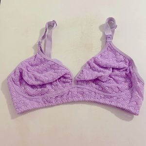 Lace nursing bra